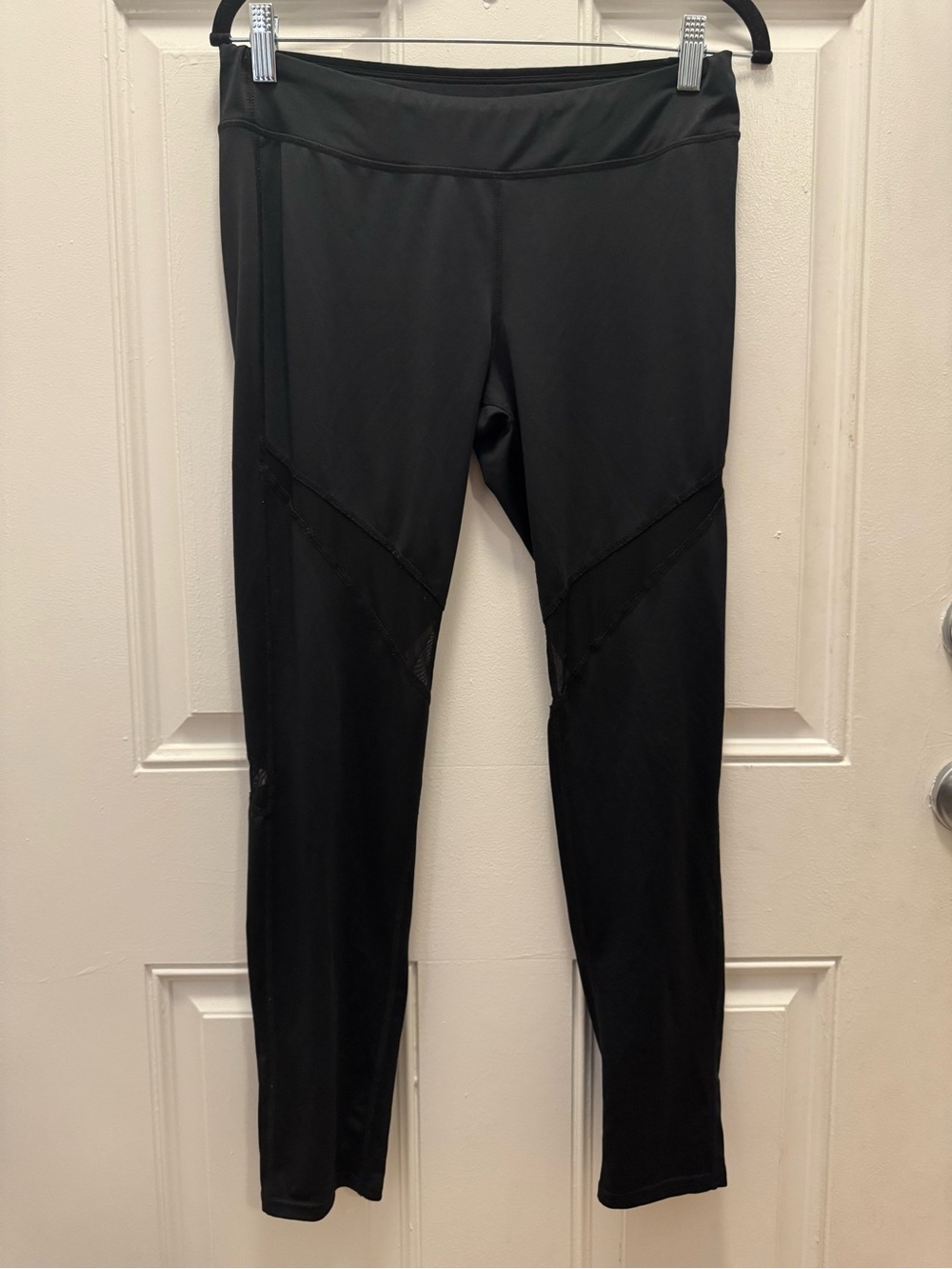 Zone Pro Black High-Waist Performance Leggings with Mesh Panels 0318